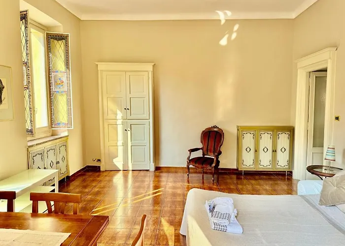 Casa Juliett Royal Terraces *